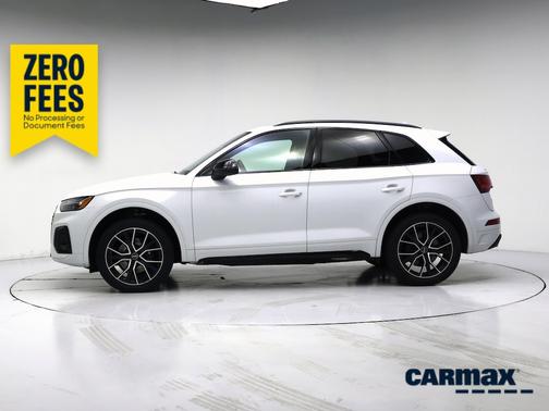 White 2022 Audi SQ5 Premium Plus