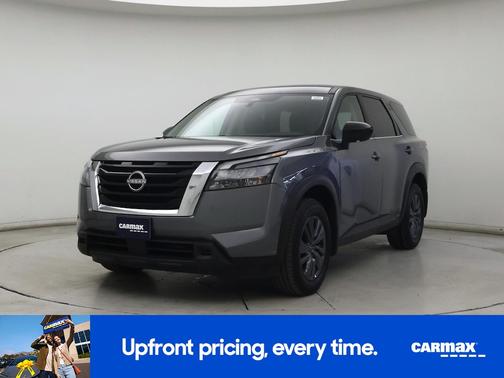 2024 Nissan Pathfinder S