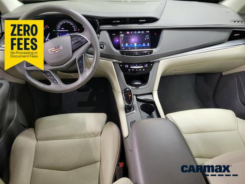 Red 2017 Cadillac XT5 Luxury