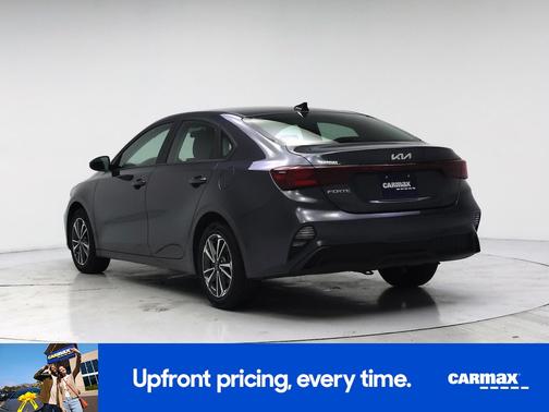 Gray 2024 Kia Forte LXS