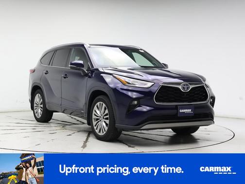 2022 Toyota Highlander Hybrid Platinum