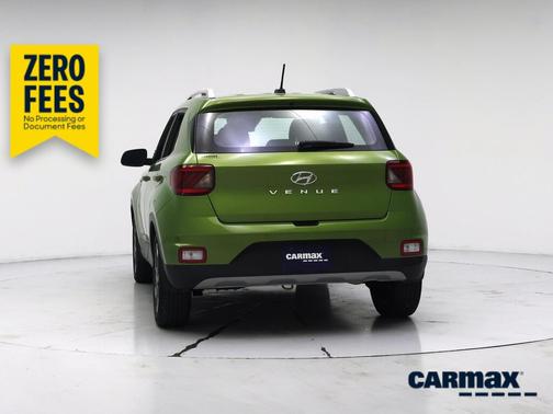 Green 2023 Hyundai VENUE SEL