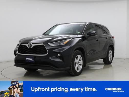 Black 2023 Toyota Highlander LE