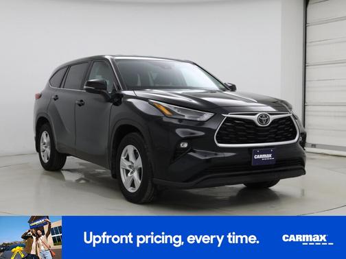 Black 2023 Toyota Highlander LE