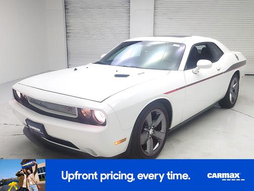 White 2014 Dodge Challenger R/T Plus