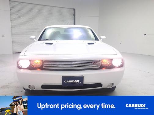 White 2014 Dodge Challenger R/T Plus
