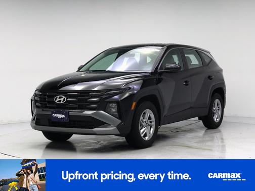 Black 2025 Hyundai TUCSON SE