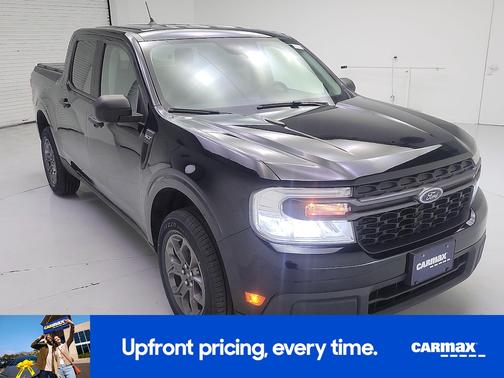 Black 2022 Ford Maverick XLT