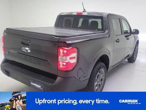 Black 2022 Ford Maverick XLT