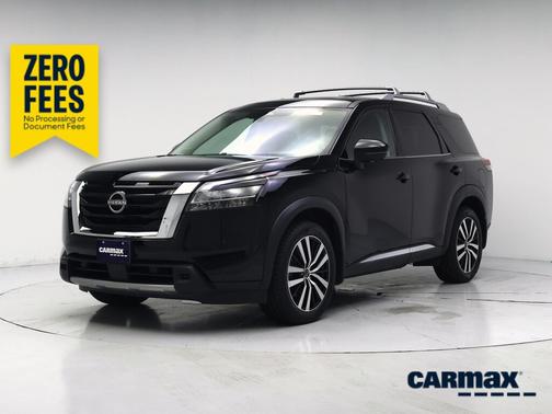 Black 2023 Nissan Pathfinder Platinum