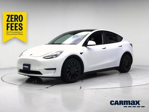White 2024 Tesla Model Y Performance
