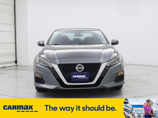 2022 Nissan Altima SV