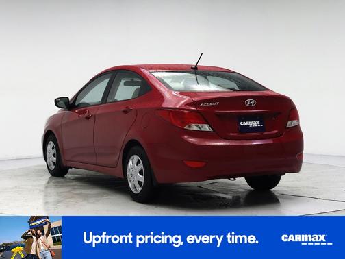 Red 2016 Hyundai Accent SE