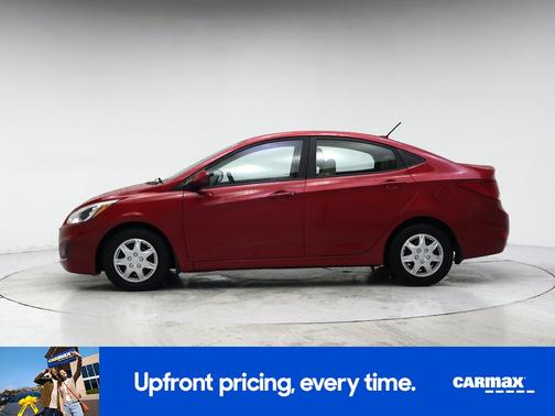 Red 2016 Hyundai Accent SE