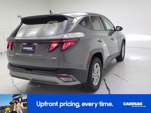 Gray 2025 Hyundai TUCSON SE