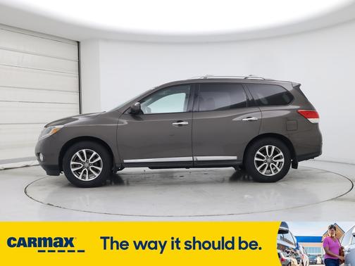 2016 Nissan Pathfinder SL