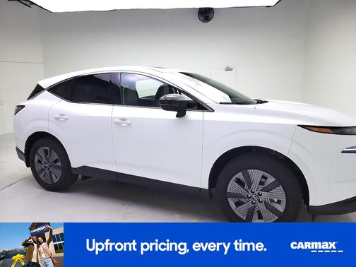 White 2025 Nissan Murano SL