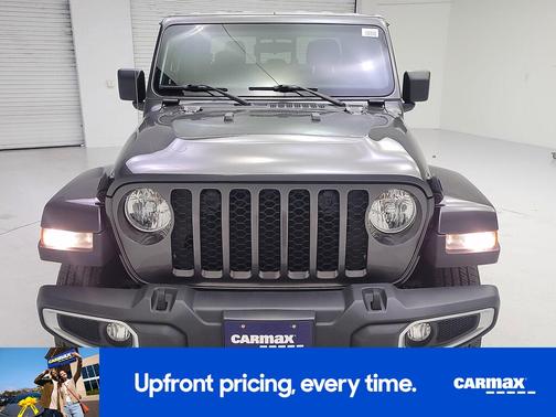 Gray 2023 Jeep Gladiator Sport S