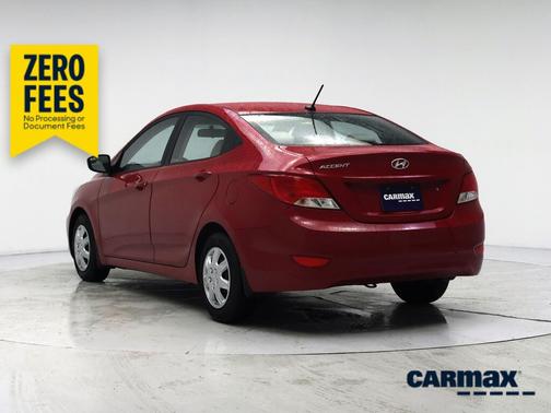 Red 2016 Hyundai Accent SE