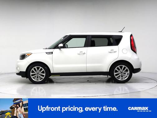 White 2018 Kia Soul +