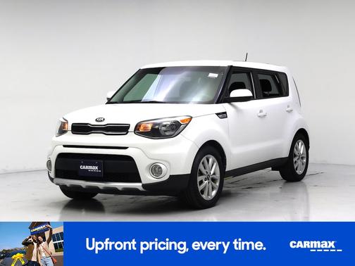 White 2018 Kia Soul +