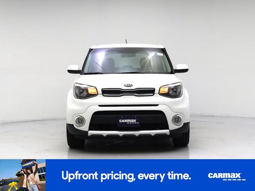 White 2018 Kia Soul +