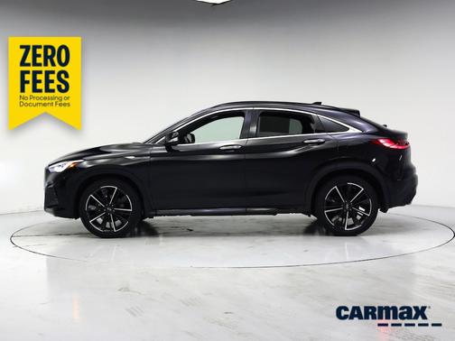 Black 2022 INFINITI QX55 Luxe