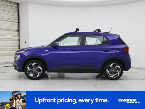 2024 Hyundai VENUE SEL