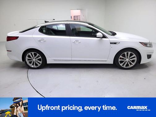 White 2015 Kia Optima SXL