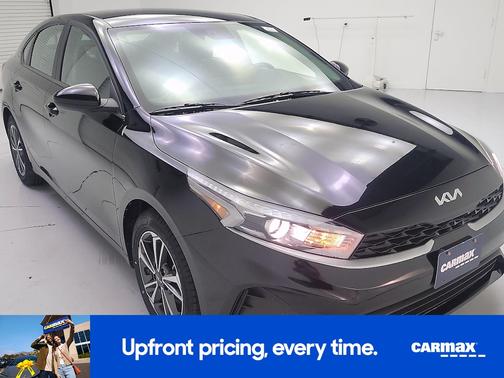 Black 2024 Kia Forte LXS