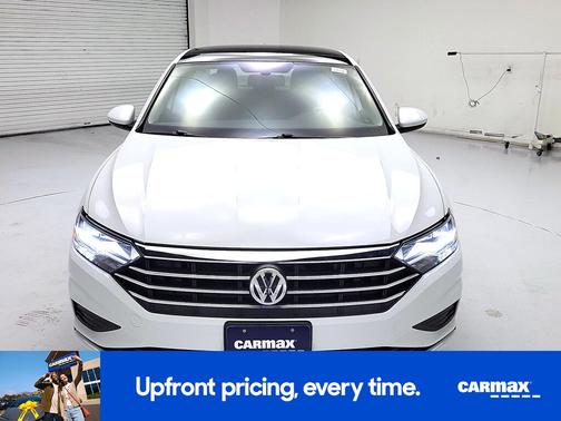 White 2020 Volkswagen Jetta SE