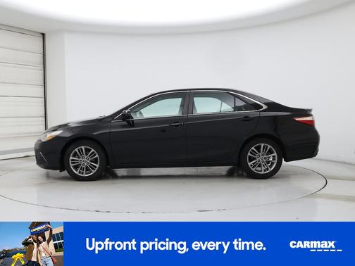 Black 2016 Toyota Camry SE