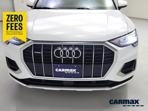 White 2021 Audi Q3 Premium