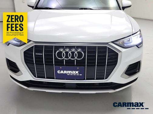 White 2021 Audi Q3 Premium
