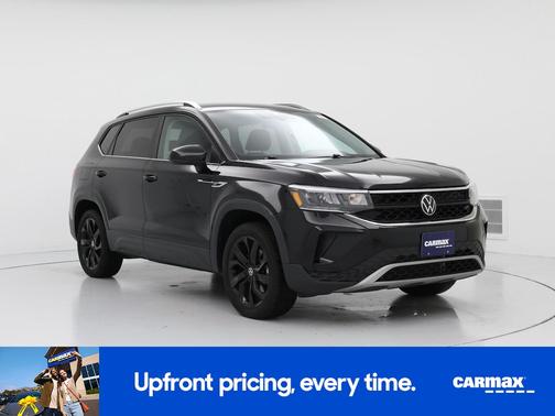 Black 2024 Volkswagen Taos SE