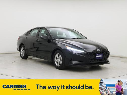 2021 Hyundai ELANTRA SE