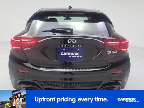Black 2017 INFINITI QX30 Sport