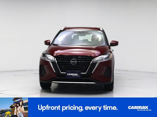 Red 2024 Nissan Kicks SV