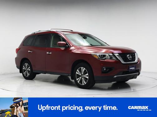 Red 2017 Nissan Pathfinder SL
