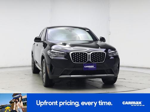 Black 2022 BMW X4 XDrive30i