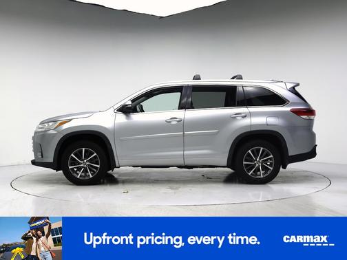 Silver 2018 Toyota Highlander XLE