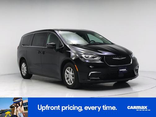 Black 2024 Chrysler Pacifica Touring L