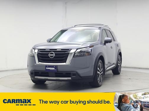 2023 Nissan Pathfinder Platinum