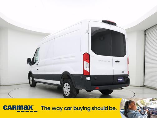 2024 Ford Transit-250 
