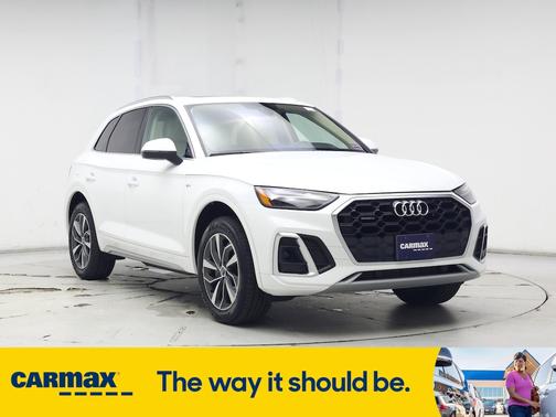 2022 Audi Q5 S-Line Premium