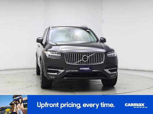 2023 Volvo XC90 B6 Plus