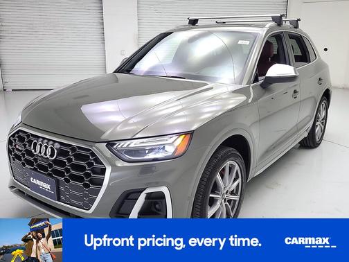 Gray 2025 Audi SQ5 Prestige