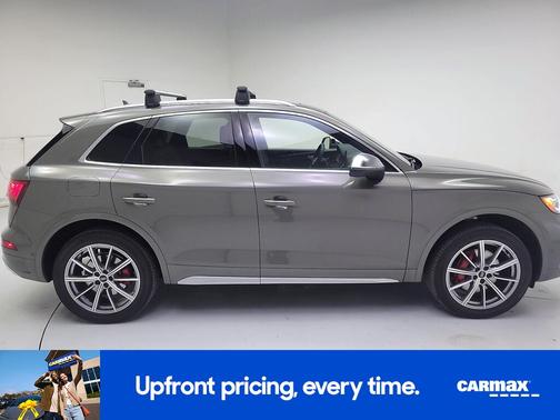Gray 2025 Audi SQ5 Prestige