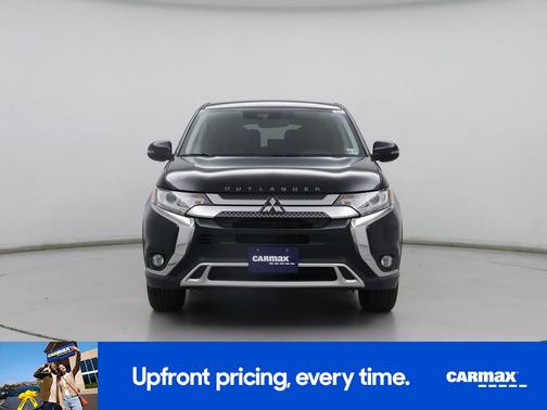 2020 Mitsubishi Outlander SE