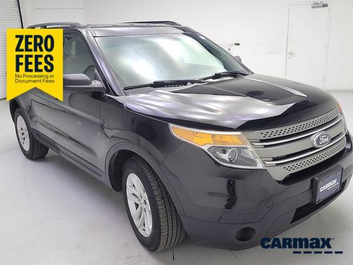 Black 2015 Ford Explorer